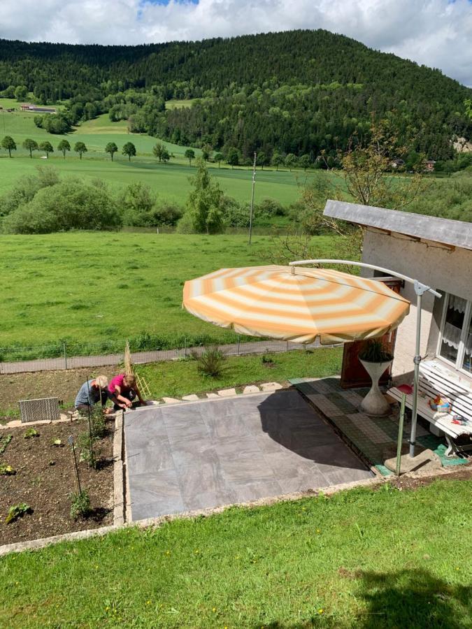 La Maisonnette Travers Exterior photo